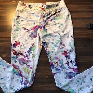 Pattern workout leggings